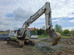 Online auction: LIEBHERR  R 924 B