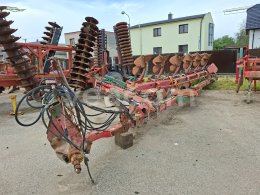 Online aukce:  KVERNELAND PB100