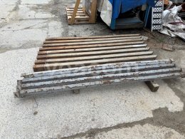 Online aukce:   KLANICOVÝ KONTAJNER NA NAŤAHOVANIE