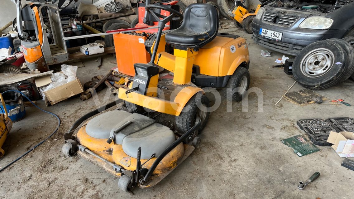 Online aukce:   STIGA P 901