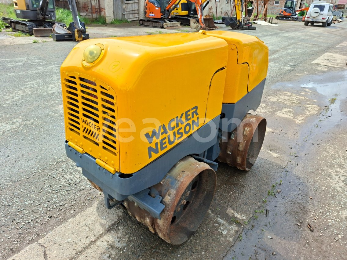 Online aukce: WACKER NEUSON  RT 82
