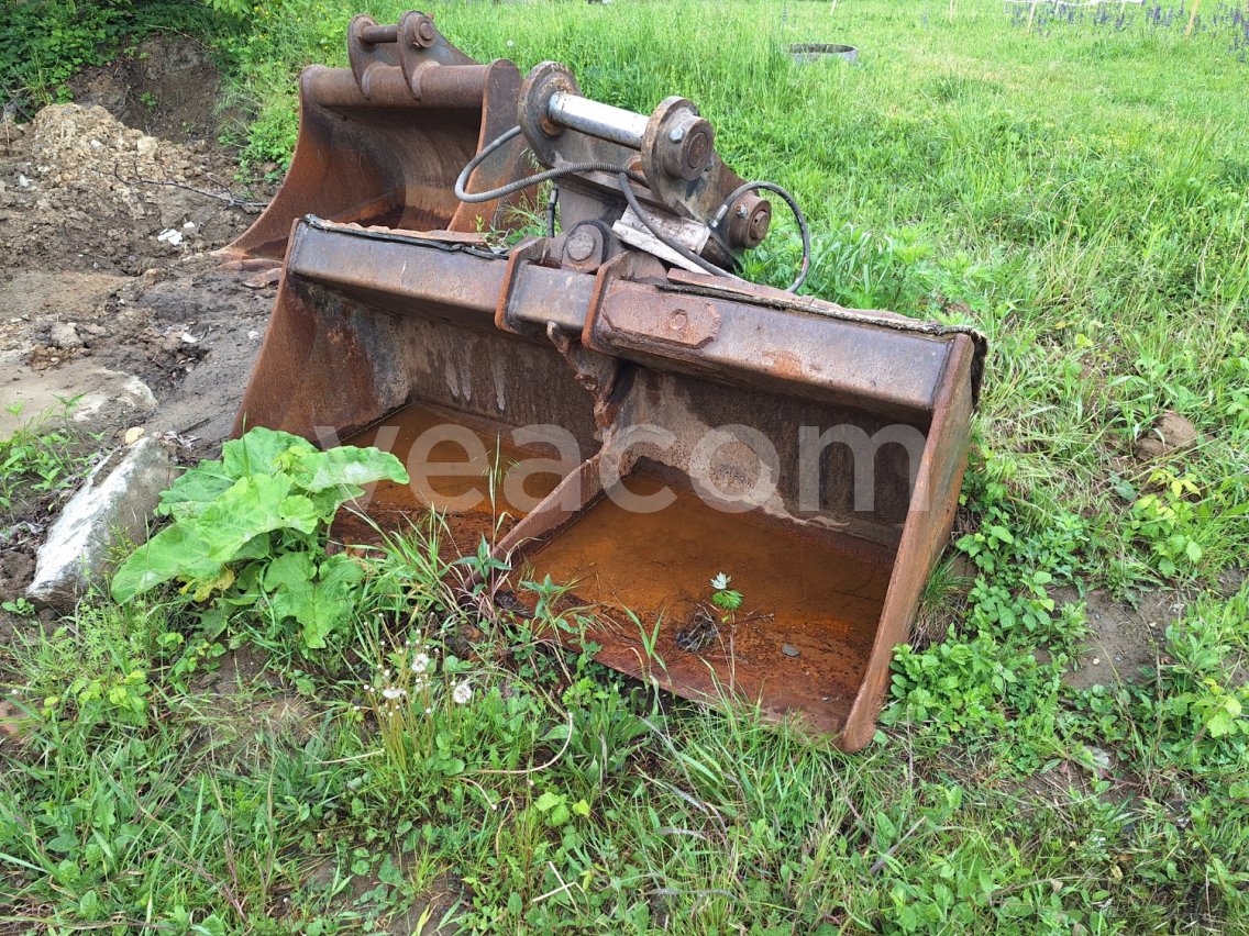 Online aukce:   HYDRAULICKÁ SVAHOVÁ LŽÍCE 200 CM