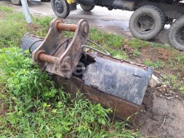 Online aukce:   HYDRAULICKÁ SVAHOVÁ LŽÍCE 200 CM