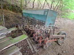Online aukce:   SECÍ STROJ NA OBILÍ