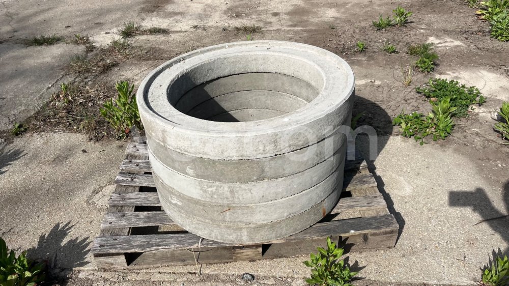 Online-Versteigerung:  BETONOVÝ VYROVNÁVACÍ PRSTENEC