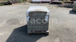Online aukce:   BETONOVÉ OBRUBNÍKY