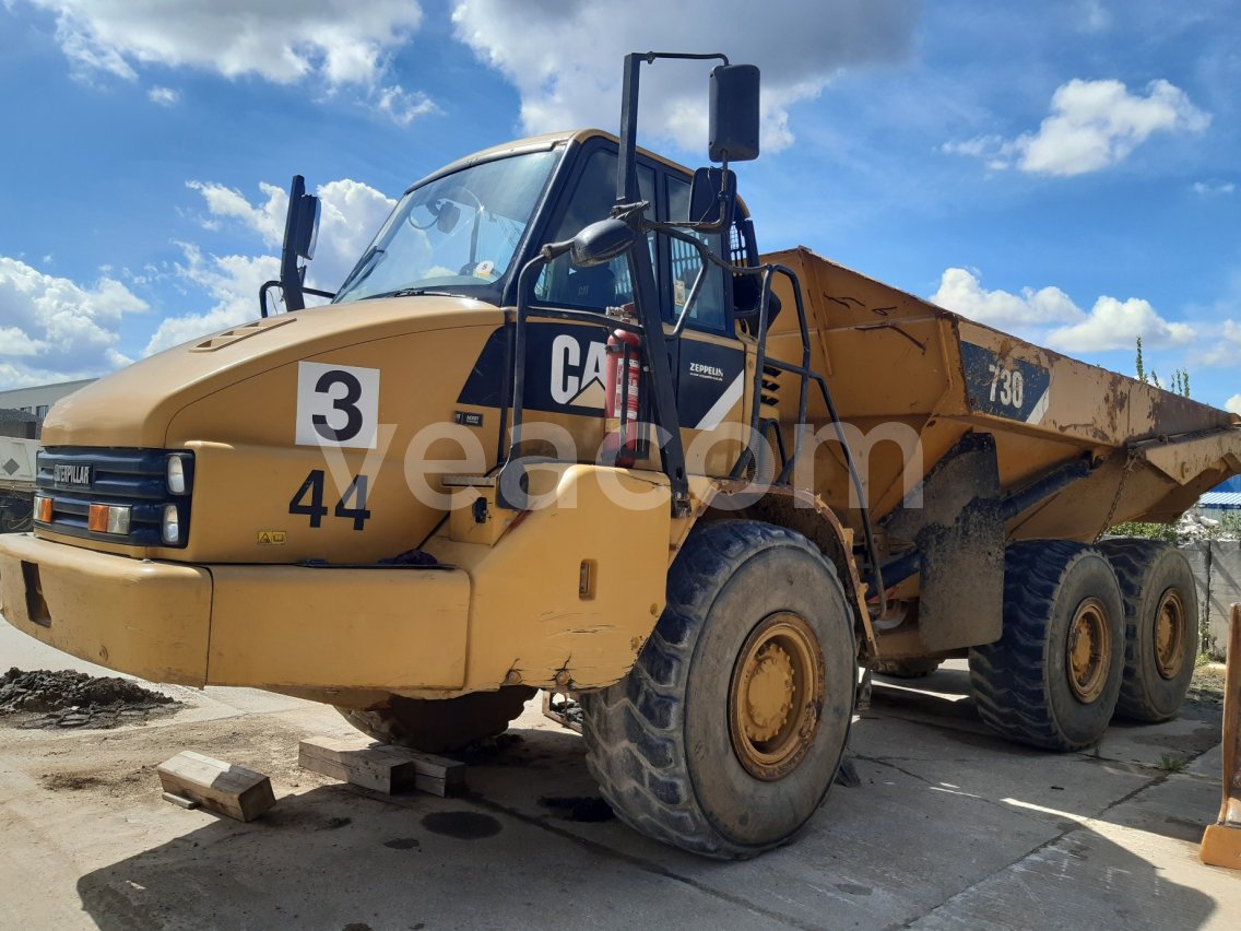 Online árverés: CAT  730 Dumper