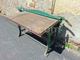 Online aukce:   RUČNÍ STOLOVÉ NŮŽKY NA PLECH 120 X 70 CM
