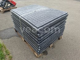 Online aukce:   PŘEJEZDOVÉ PLOTNY 20 KS 77 X 118 CM