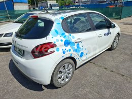 Online aukce: PEUGEOT  208