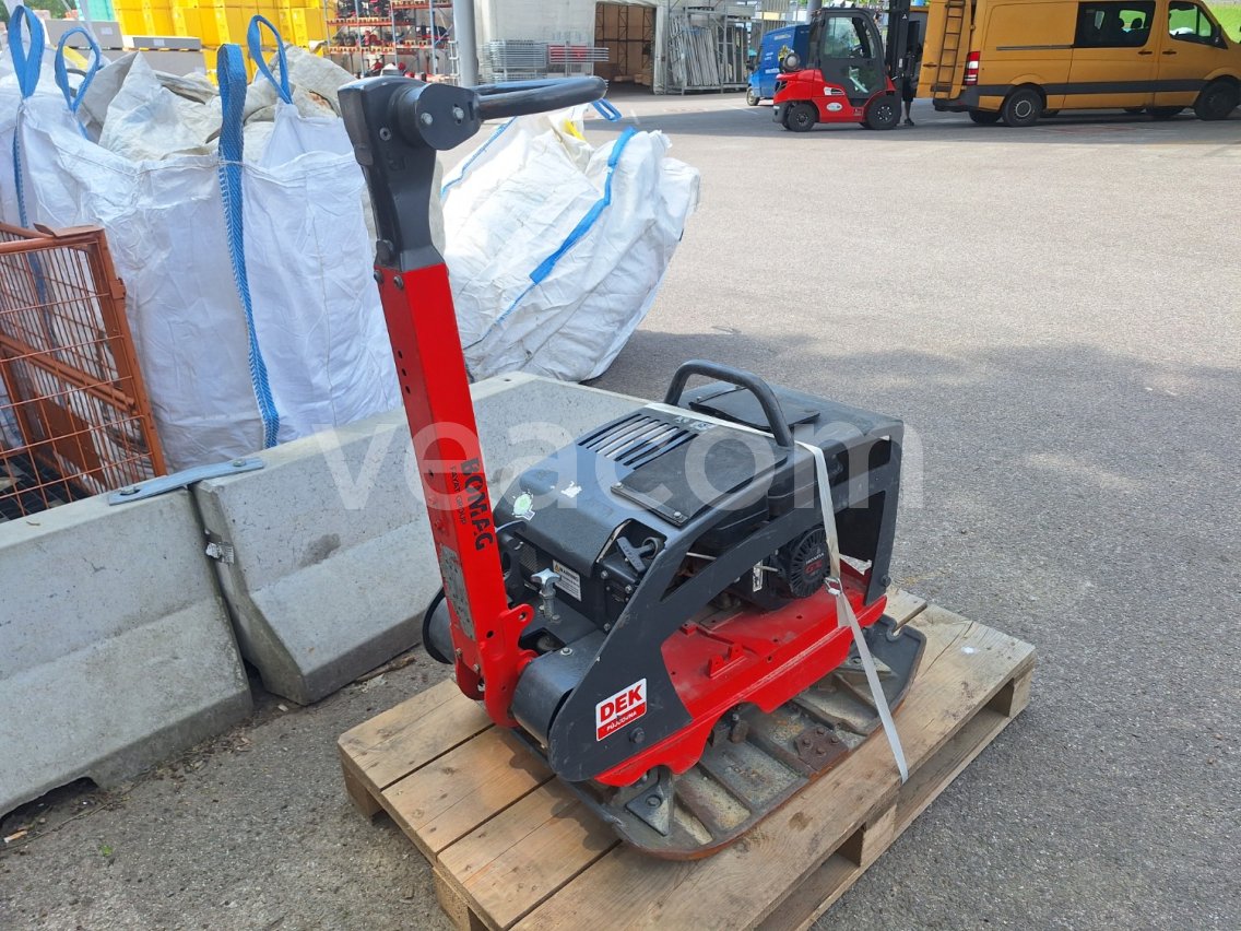 Online aukce: BOMAG  BPR 35/60