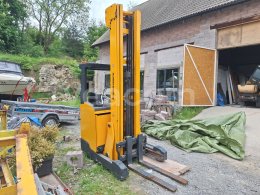 Online aukce: JUNGHEINRICH  ETV 214