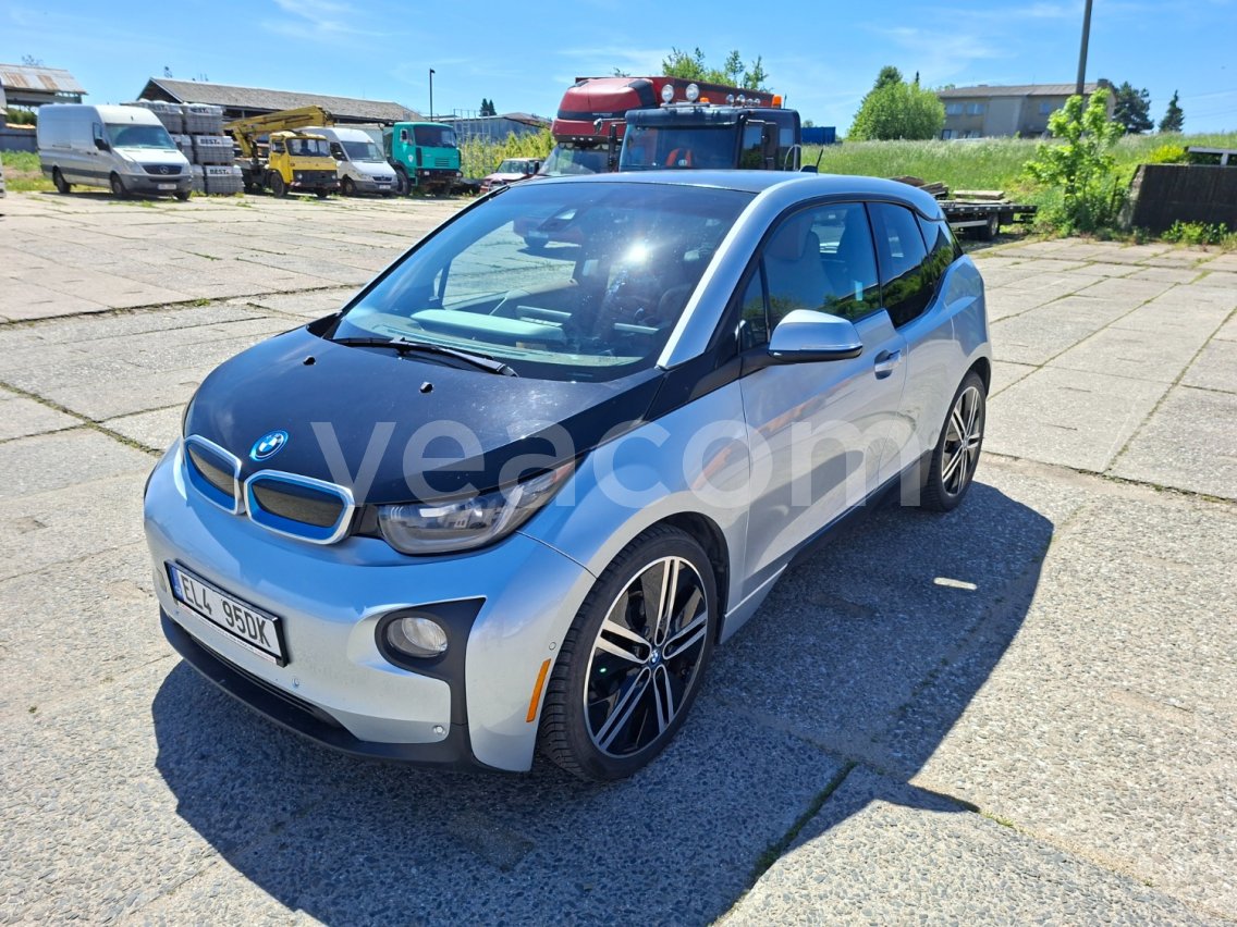 Online aukce: BMW  I3
