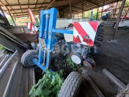 Online aukce: KINZE  3000