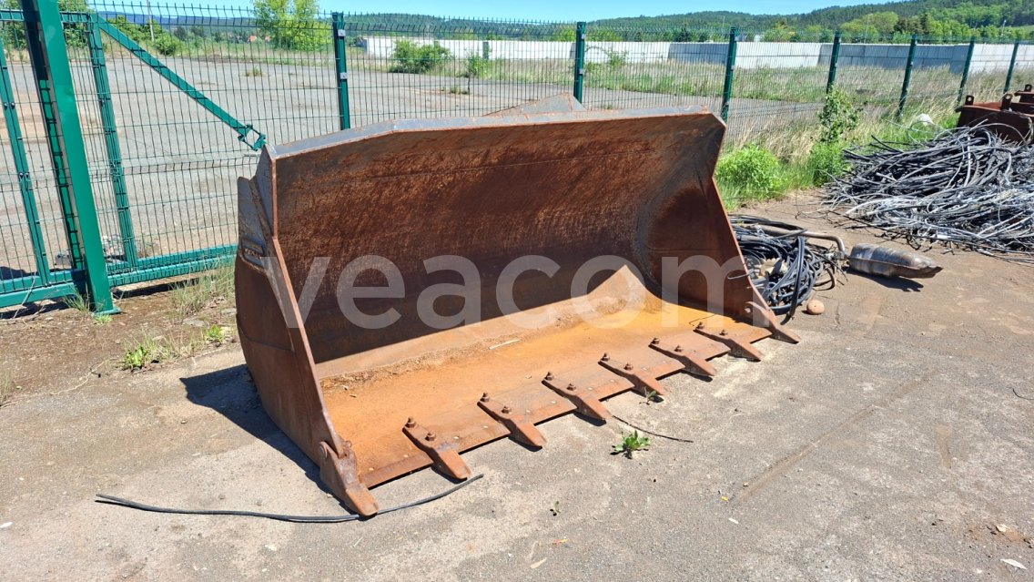 Online aukce:   NAKLÁDACÍ LŽÍCE  DOOSAN