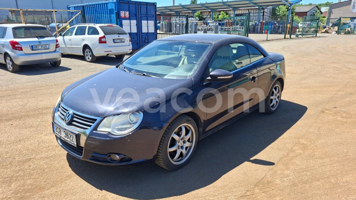 Online aukce: VOLKSWAGEN  EOS
