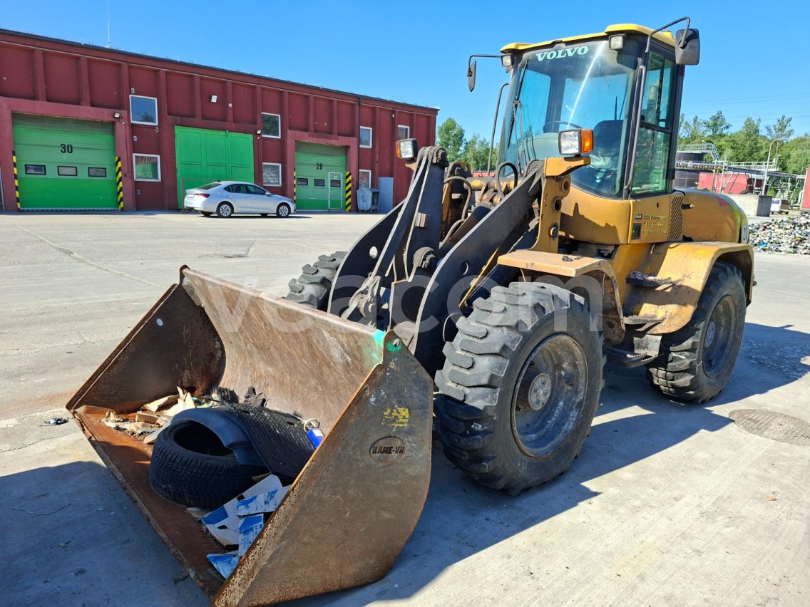 Online aukce: VOLVO  L 40B 4X4