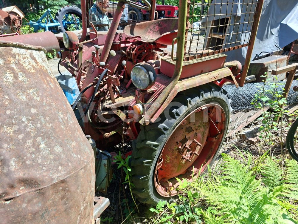 Online-Versteigerung:  TRAKTOR RS