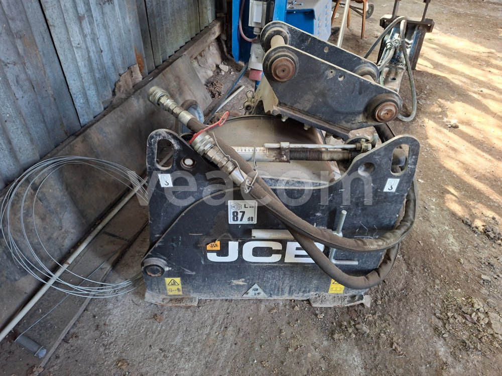 Online-Versteigerung: JCB  3CX/4CX BHL FRÉZOVACÍ HLAVA NA BAGR