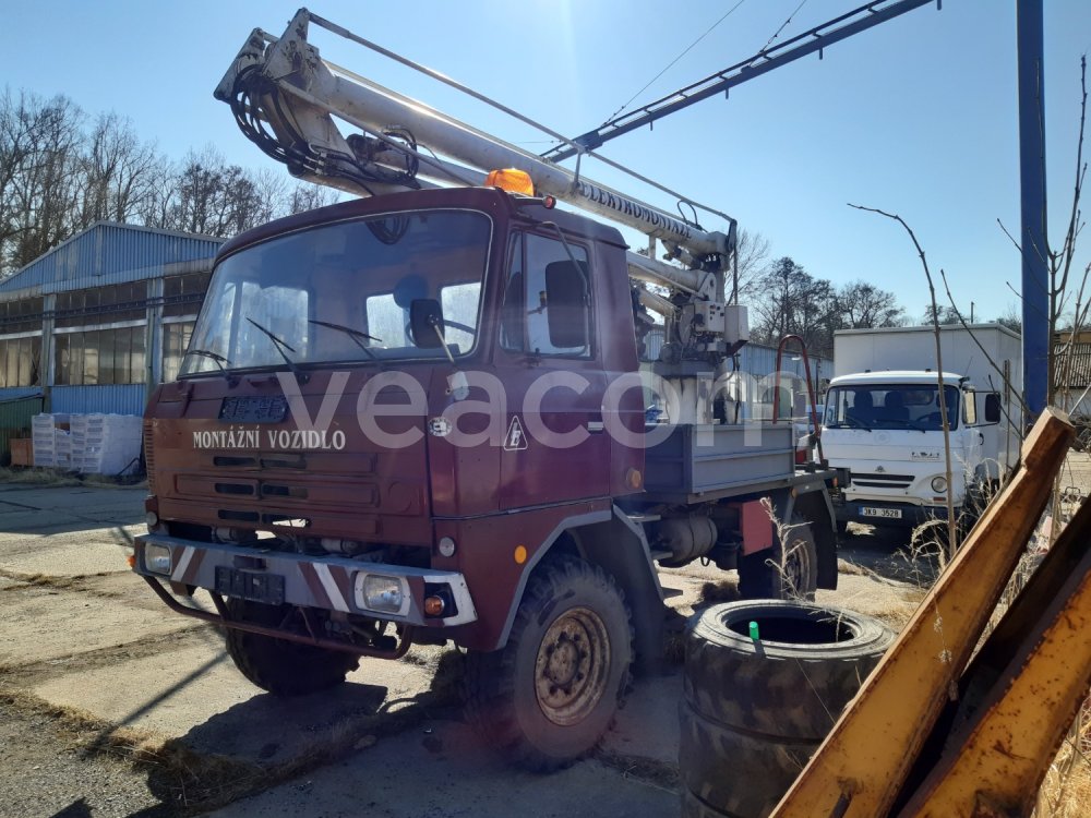 Online aukce:  ROSS-VIZA 4x4