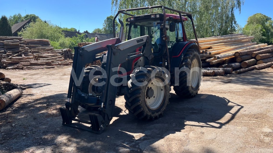 Online aukce: VALTRA  N113 FH 4X4