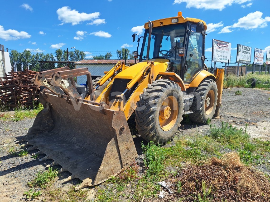 Online aukce: JCB  4CX 4X4