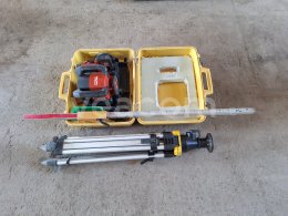 Online aukce: HILTI  PR 30-HSV  LASER SVAHOVÝ