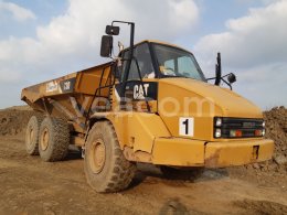 Online aukce: CATERPILLAR  730