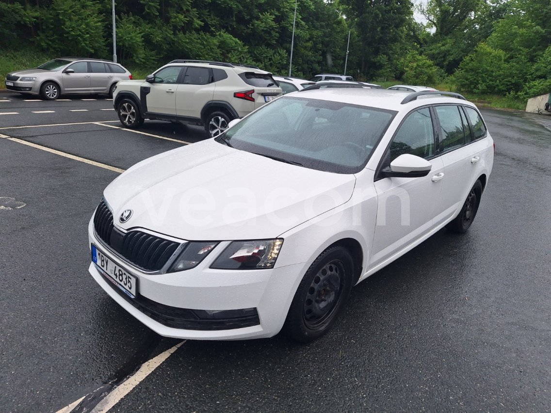 Online aukce: ŠKODA  OCTAVIA