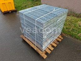 Online aukce:   SCHODNICE 50 KUSŮ