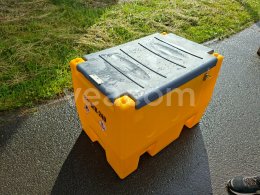 Online aukce:   TANKOVACÍ NÁDRŽ S ČERPADLEM DKT 240