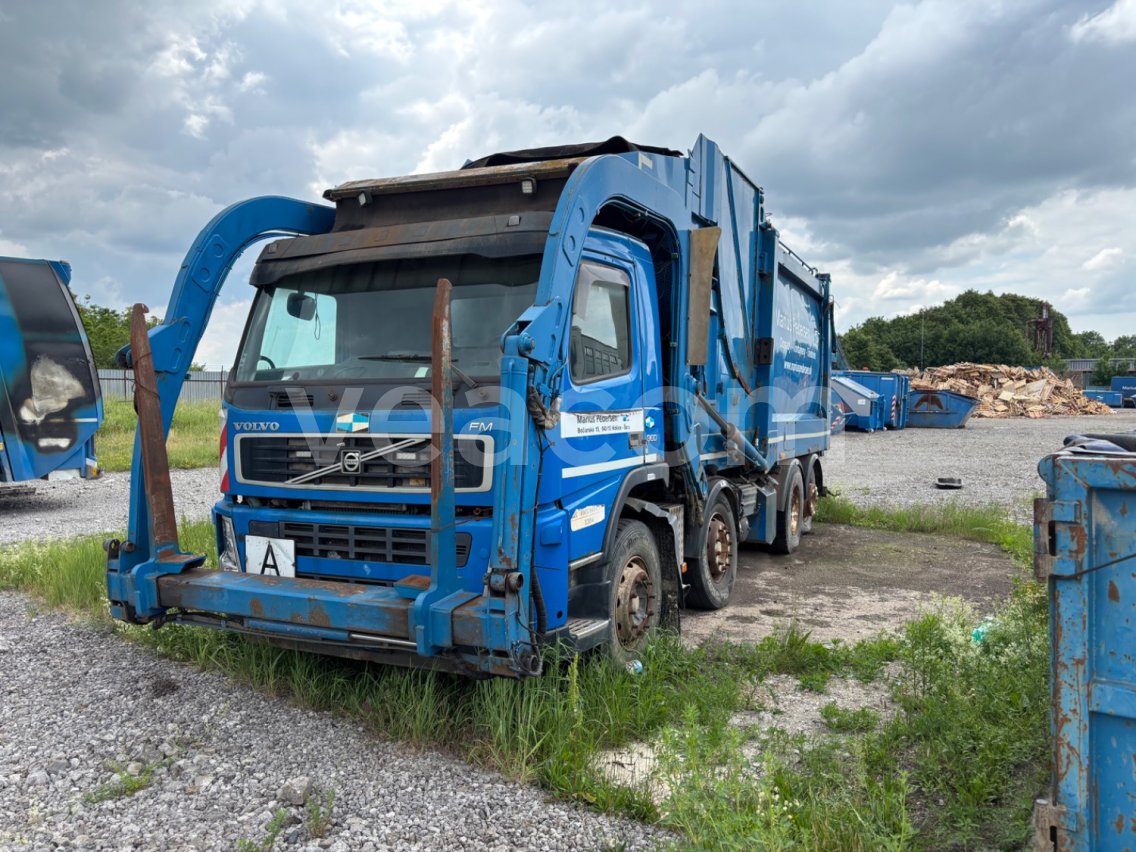 Online aukce: VOLVO  FM 360 8X2
