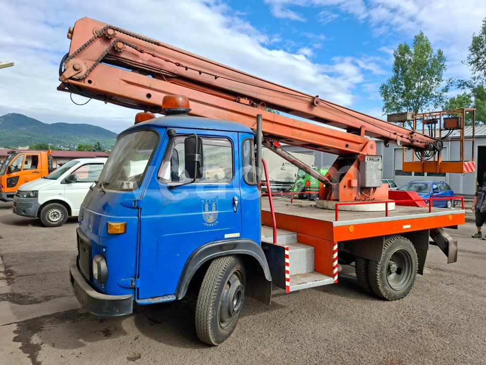 Online-Versteigerung: AVIA  31 K + SUB MP 13-1