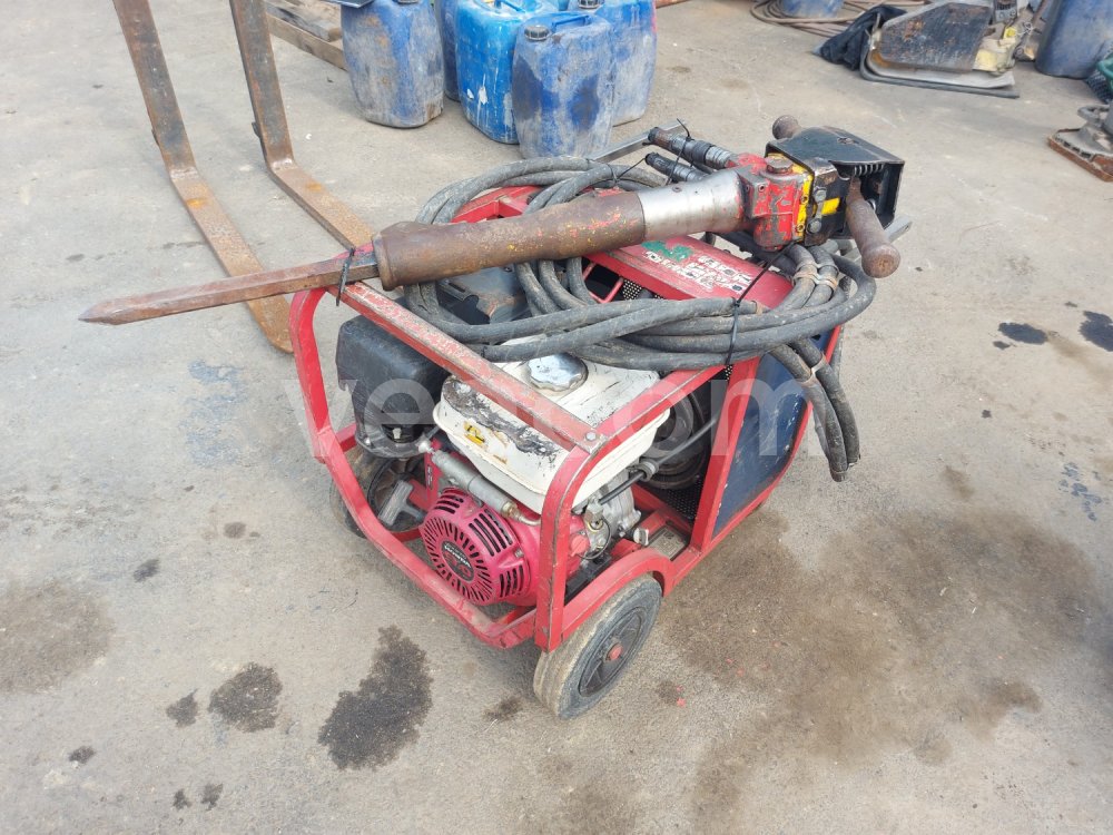 Online auction:  Hycon HPP 09