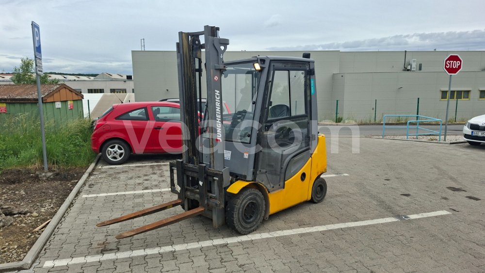 Online-Versteigerung: JUNGHEINRICH  320S