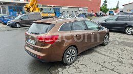 Online aukce: KIA  CEED