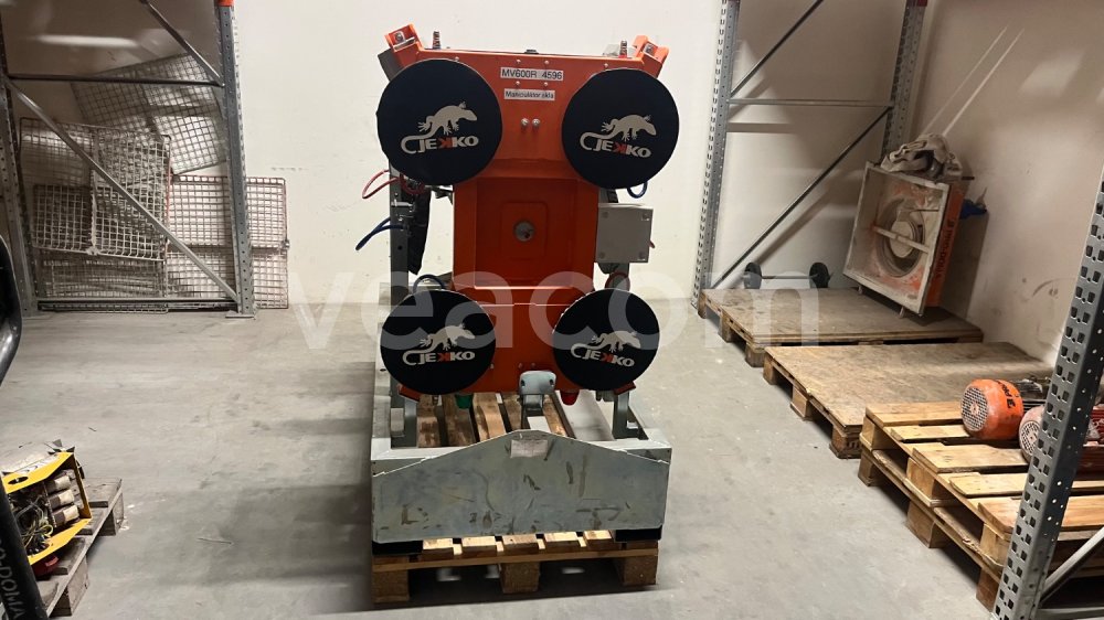 Online árverés:  MV600R 3E
