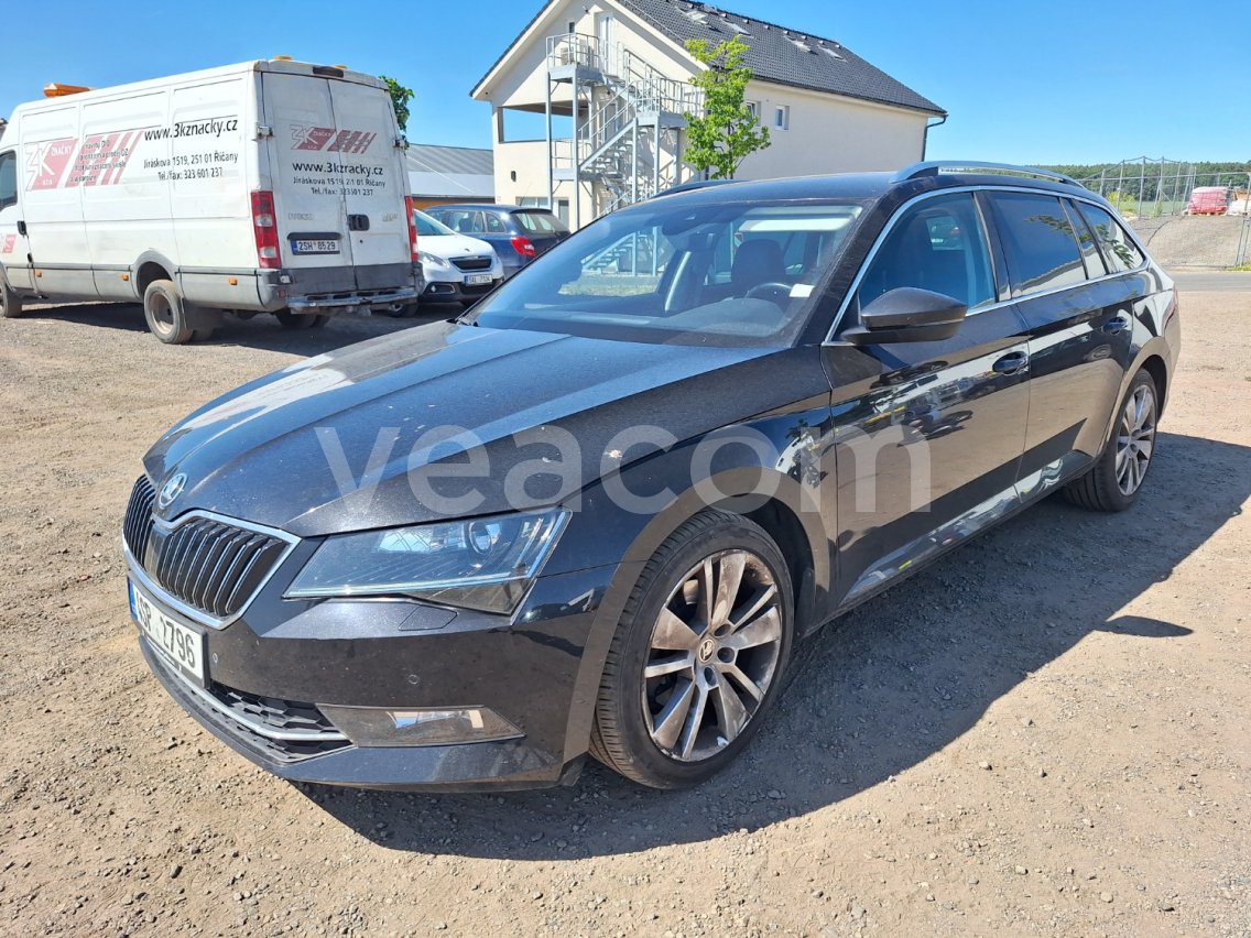 Online aukce: ŠKODA  SUPERB 4X4