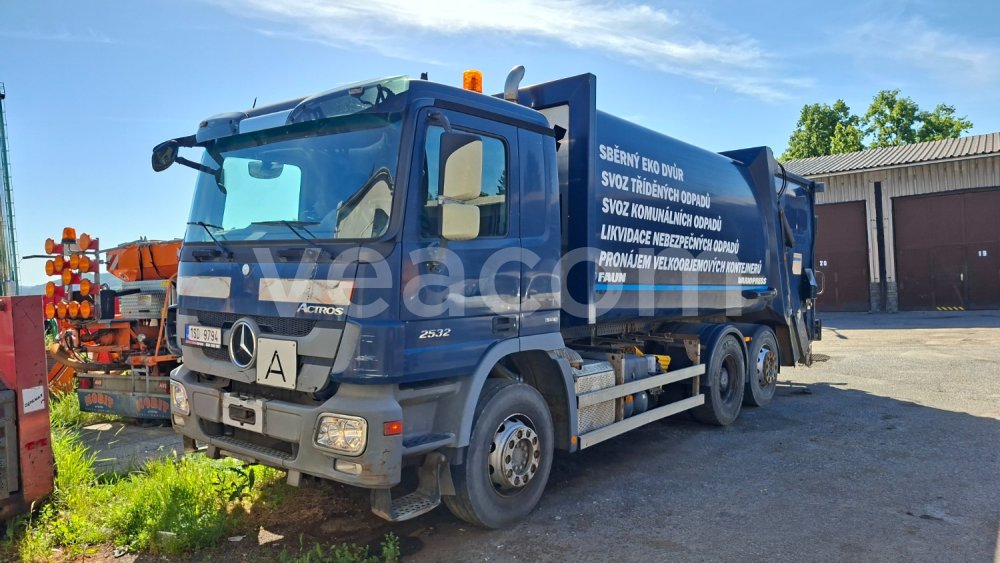 Online-Versteigerung: MB  ACTROS 2532 L 6X2