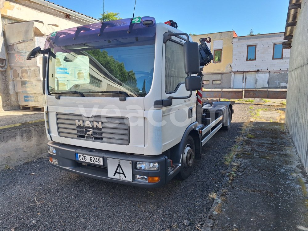 Online-Versteigerung: MAN  TGL 12.240 + HR