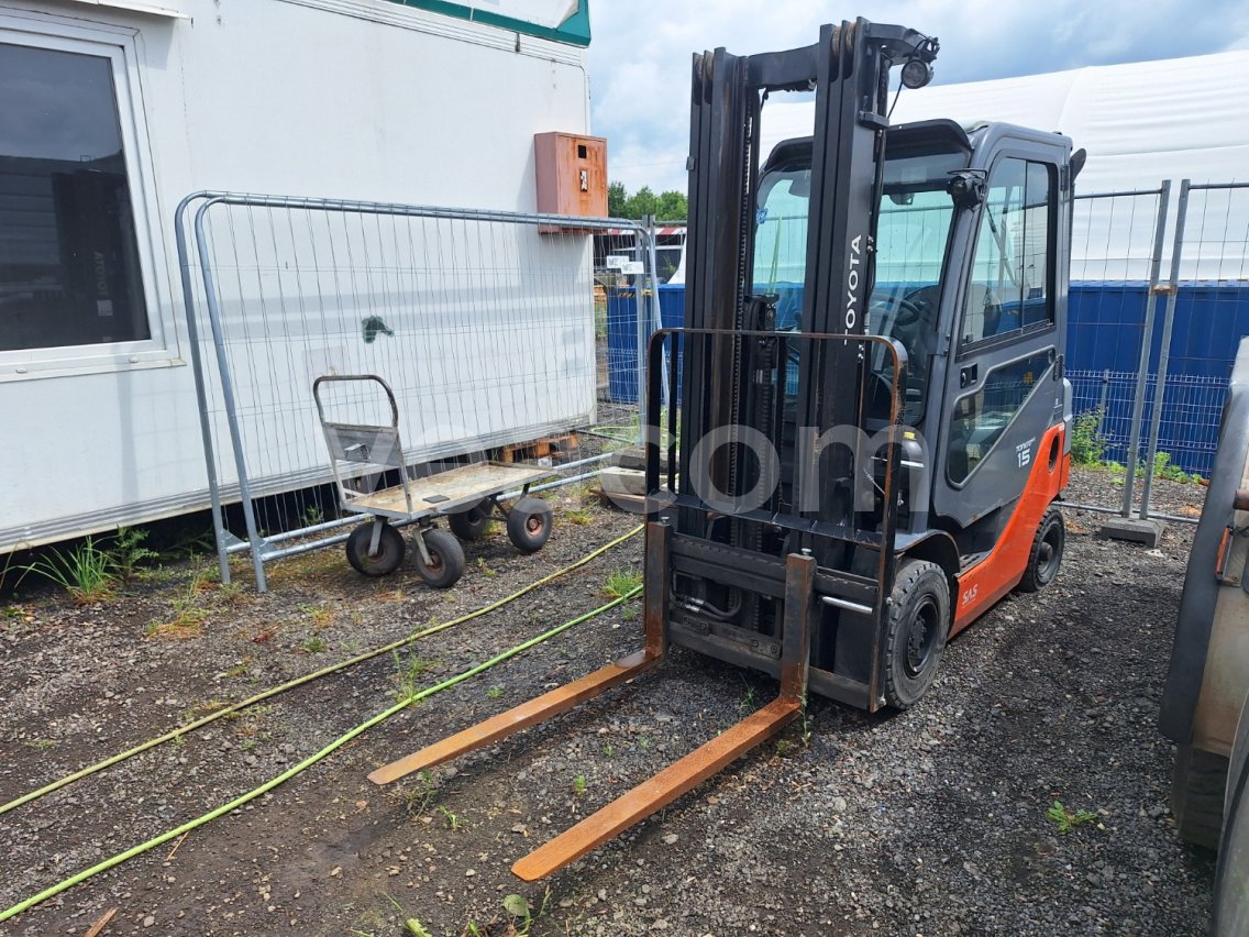 Online aukce: TOYOTA  06-8FD15F