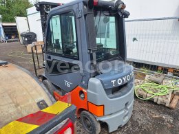 Online aukce: TOYOTA  06-8FD15F
