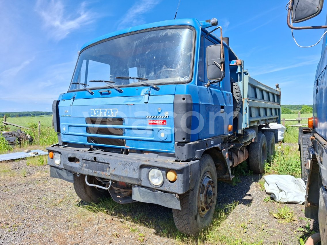 Online árverés:   T 815 S3 6X6.2
