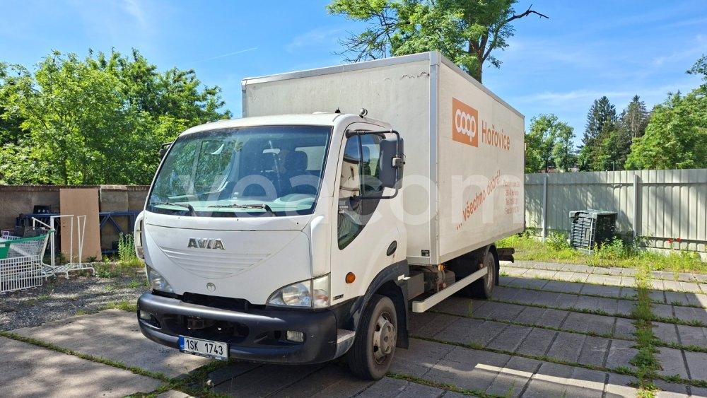 Online árverés: AVIA  D75