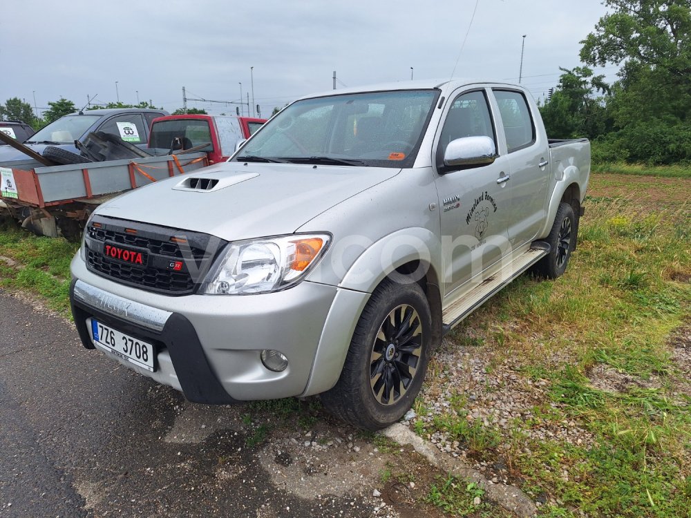 Online árverés: TOYOTA  HILUX 4X4