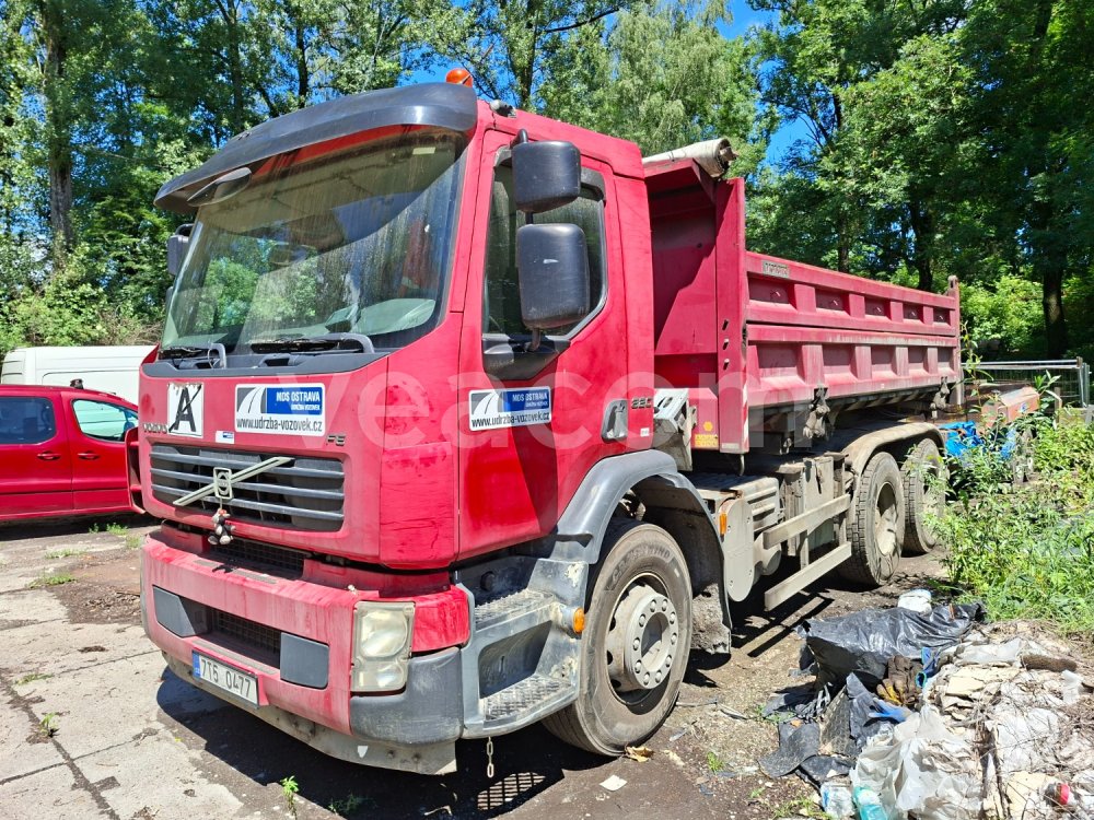 Online árverés: VOLVO  FE 320 6X4