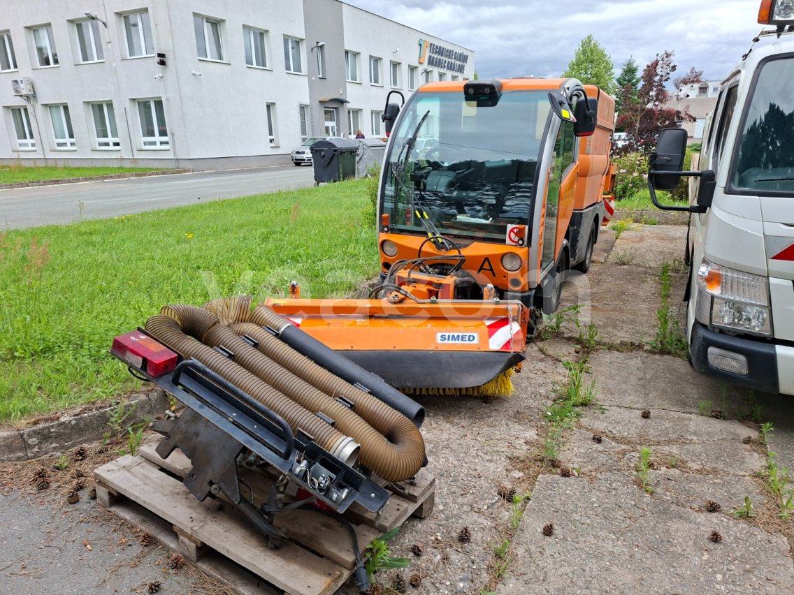 Online aukce: BUCHER  CITYCAT 2020 XL