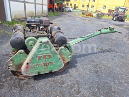Online aukce: STAVOSTROJ  VVW 3401