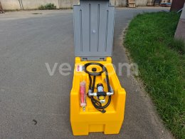 Online aukce:   TANKOVACÍ NÁDRŽ S ČERPADLEM DKT 240