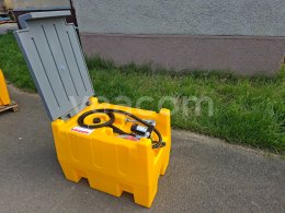 Online aukce:   TANKOVACÍ NÁDRŽ S ČERPADLEM DKT 240